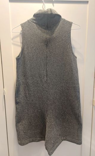 Mono corto sin mangas