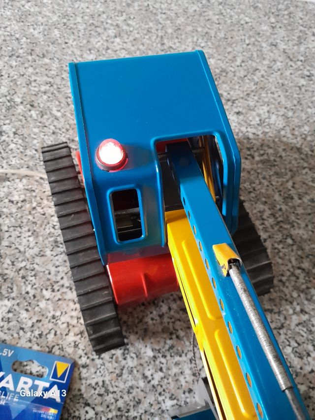 ESCAVATORE FILOCOMANDATO SOMMAVILLA 1977