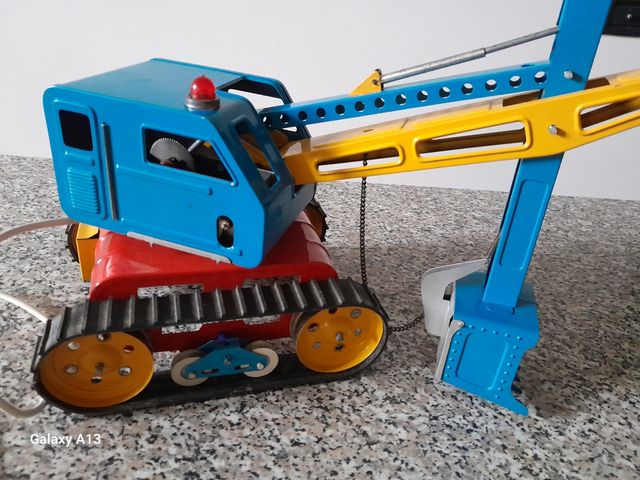 ESCAVATORE FILOCOMANDATO SOMMAVILLA 1977