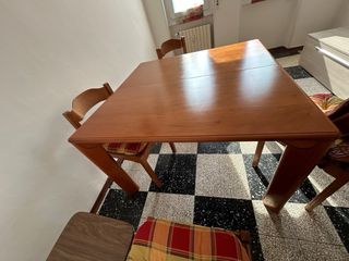 Tavolo in legno allungabile