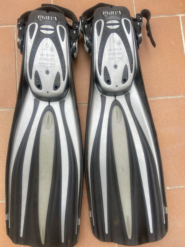 Aletas submarinismo/buceo/pesca sub Mares