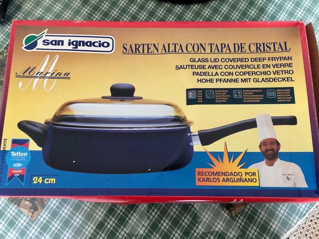 Sartén alta con tapa