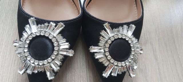 Eleganti scarpe tacco alto