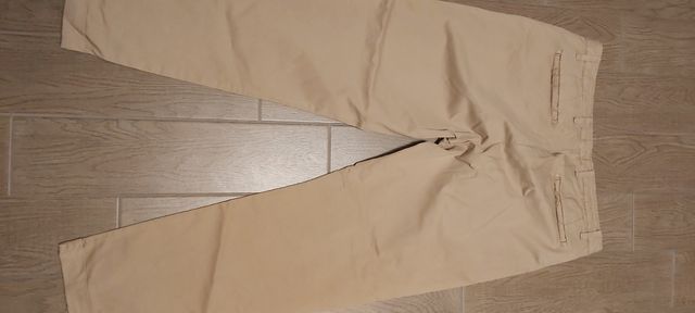 Pantalone modello capri Gesto