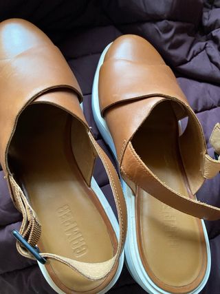 Sandalias camper, de piel color marron