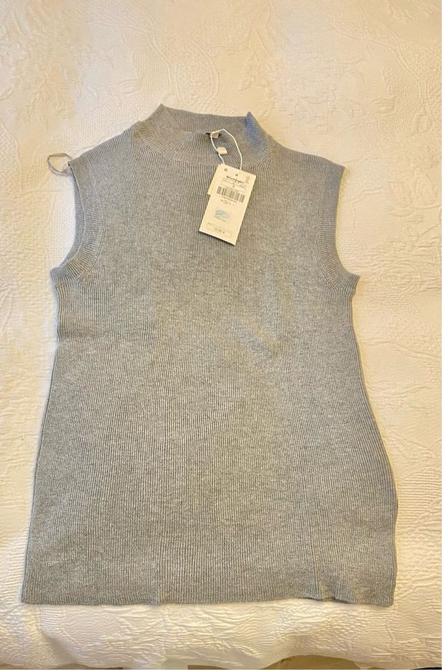 JERSEY SIN MANGAS A ESTRENAR