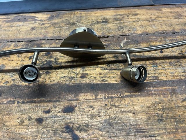 Lampara de acero de 4 bombillas