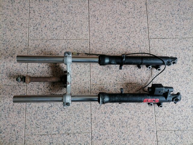 Tija y barras horquilla KAWASAKI GPX750