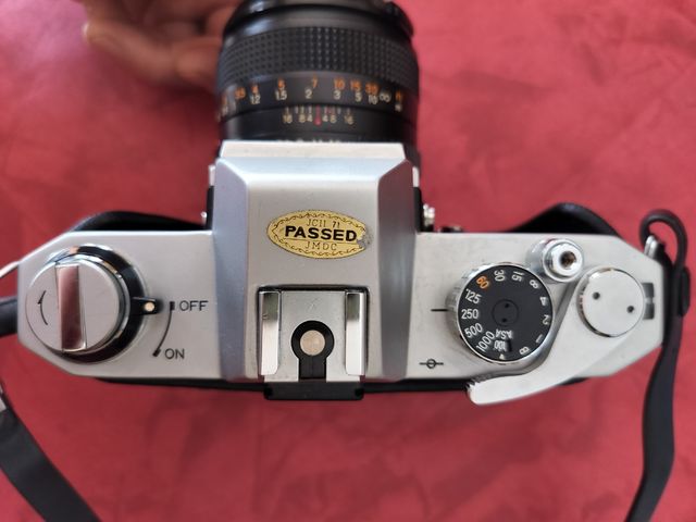 Cámara Yashica y accesorios