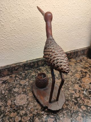 Escultura cigueña, hecha a mano