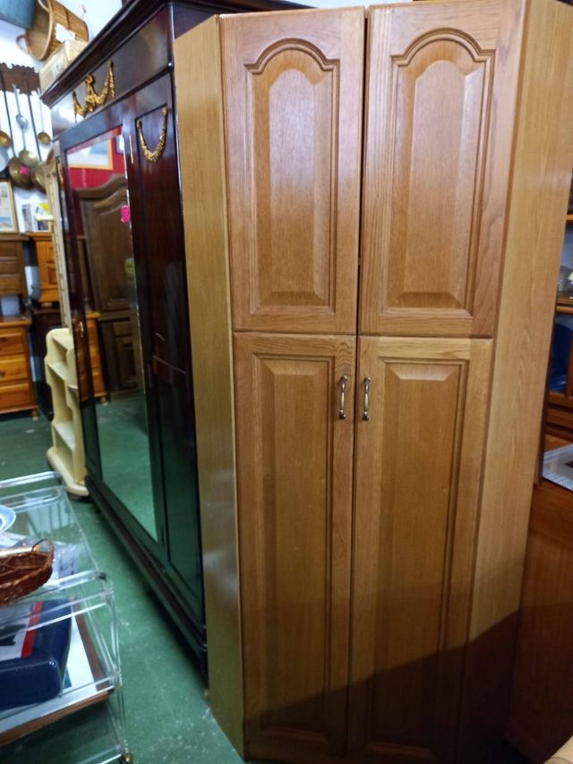 Rinconera de madera