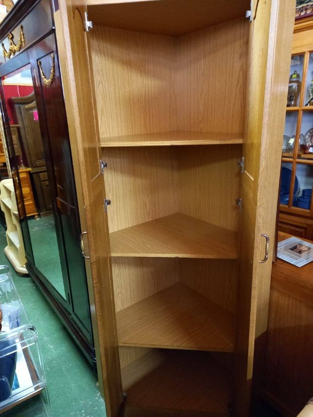 Rinconera de madera