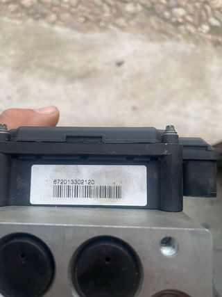 BMW e46 año  BOMBA HIDRAULICA Y CENTRALITA ABS