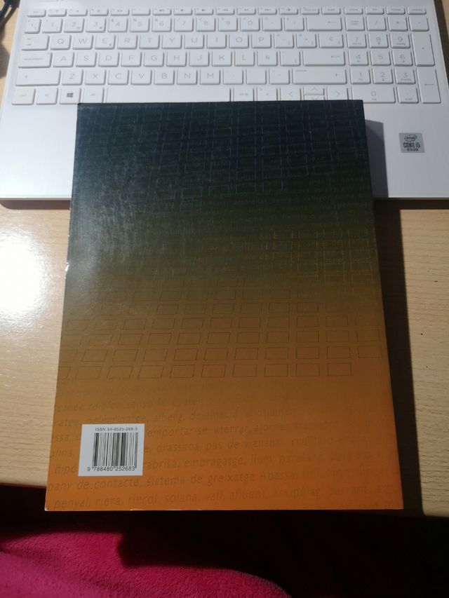 Libro d'ací i d' allà grau mitjà nuevo