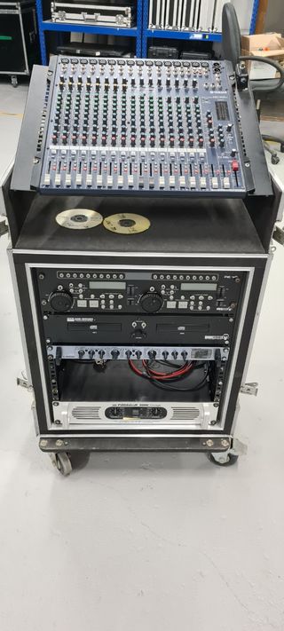 Equipo de sonido profecional das 108