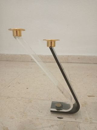 Conjunto de reloj y candelabros para velas
