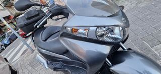 Moto Suzuki Burgman 200