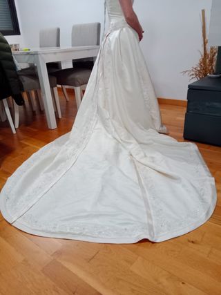 TRAJE DE NOVIA 