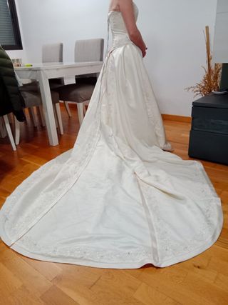 TRAJE DE NOVIA 