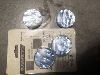 N. 2 calamite per tende azzurre