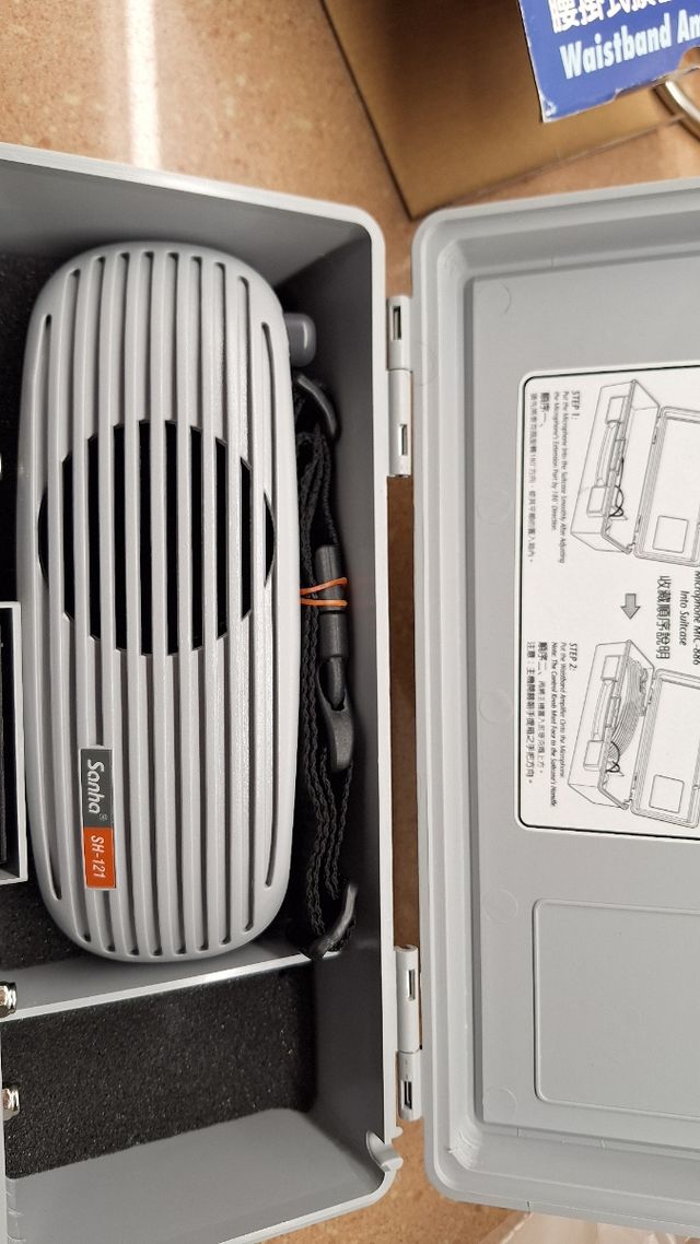 Altavoz con micro portátil