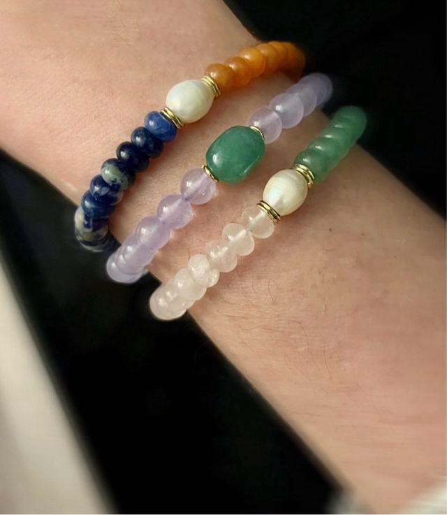 3 Pulseras de piedra natural y perla
