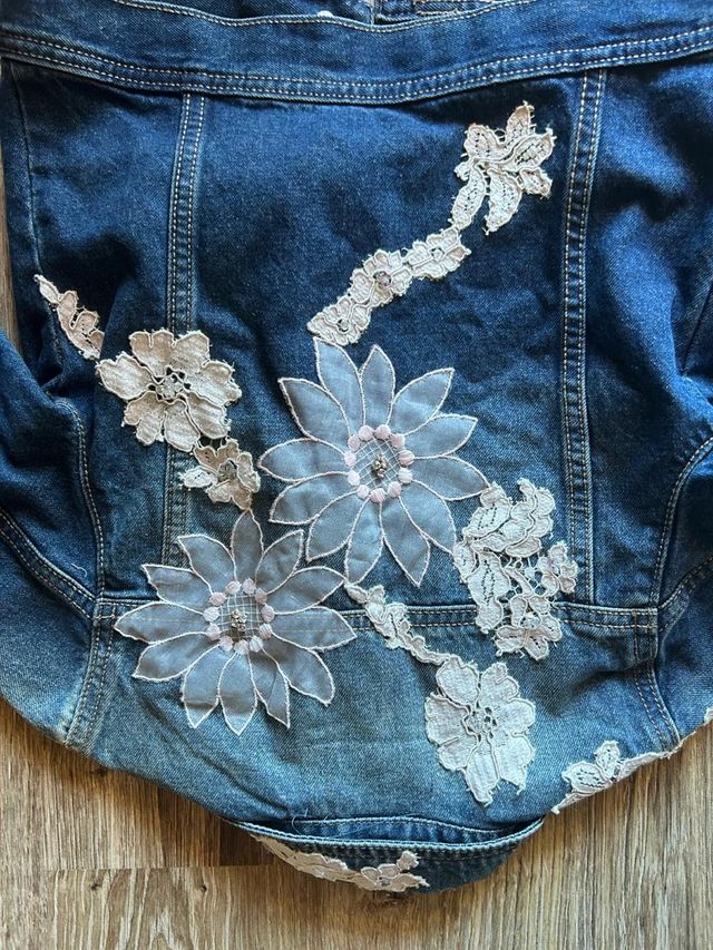 abbigliamento bambina5/6 anni