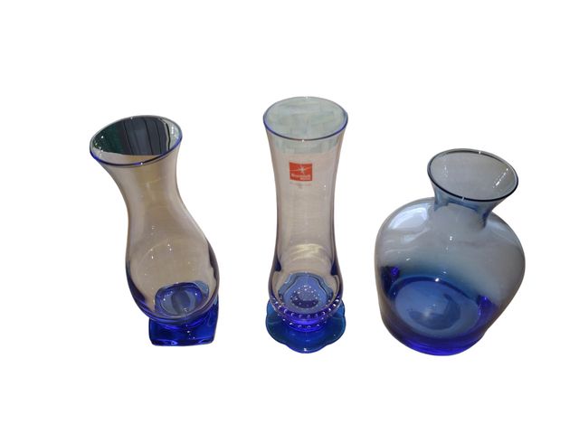 Tres pequeños jarrones de cristal de Rocco Bormioli