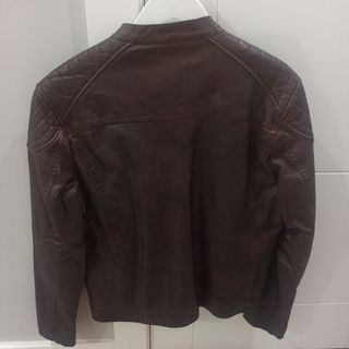 Cazadora chupa de cuero marrón