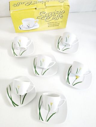 Servizio da caffè in porcellana