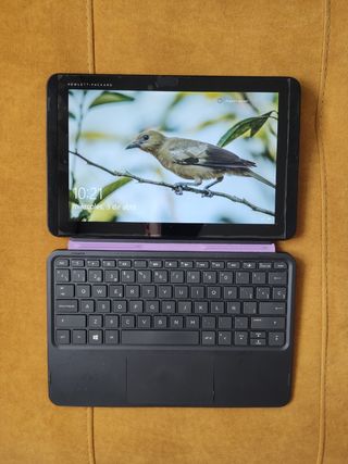 HP PAVILION X2 DETACHABLE PC10