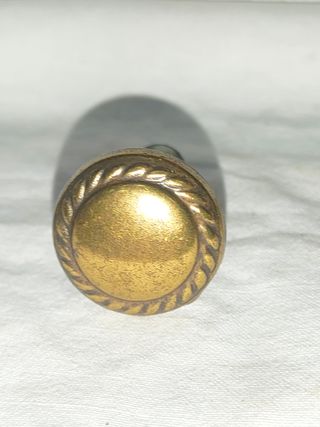 4 antiguos tiradores bronce repujados redondos