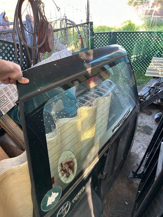 Porton trasero toyota kzj90