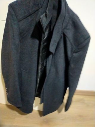 Abrigo de paño con chaleco seminuevo talla M