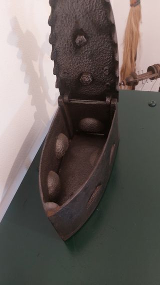 Plancha de carbón antigua