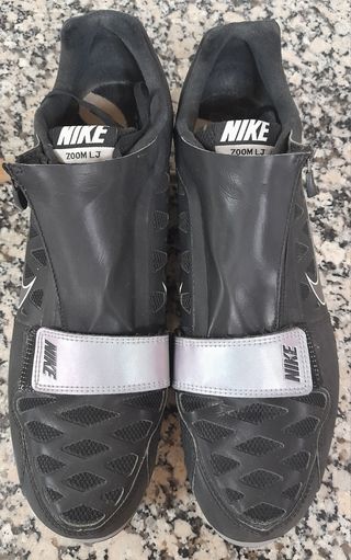 Zapatillas clavos atletismo