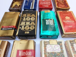 LOTTO D DI 12 PACCHETTI SIGARETTE MORBIDE ESTERE