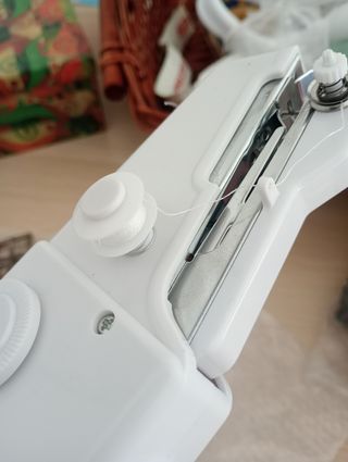 Mini Macchina da cucire