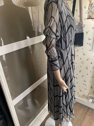 Vestido vaporoso midi