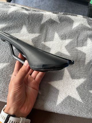 Sillin de carbono Pro Griffon