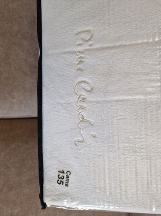 Juego de cama Coralina Pierre Cardin