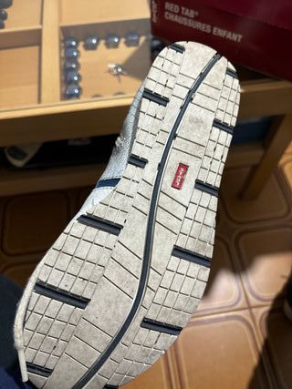 stivali invernali donna bianchi levi’s con pelo