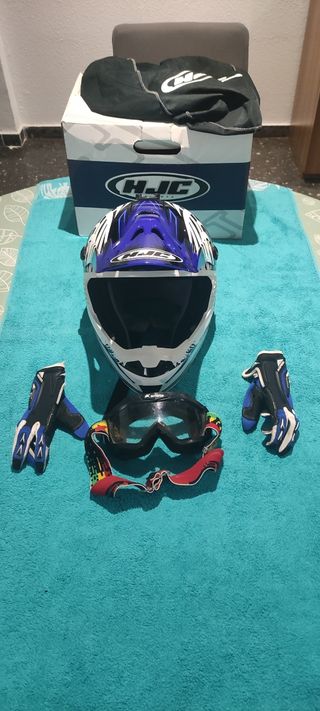 Casco de Moto HJC de Enduro.