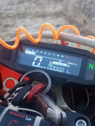 Vendo moto hispana RYZ Racing por falta de uso 