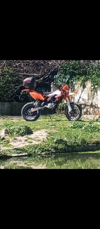 Vendo moto hispana RYZ Racing por falta de uso 