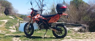Vendo moto hispana RYZ Racing por falta de uso 