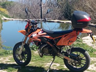 Vendo moto hispana RYZ Racing por falta de uso 
