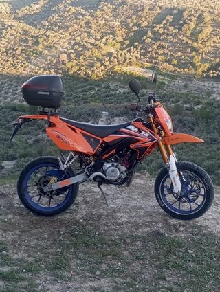 Vendo moto hispana RYZ Racing por falta de uso 