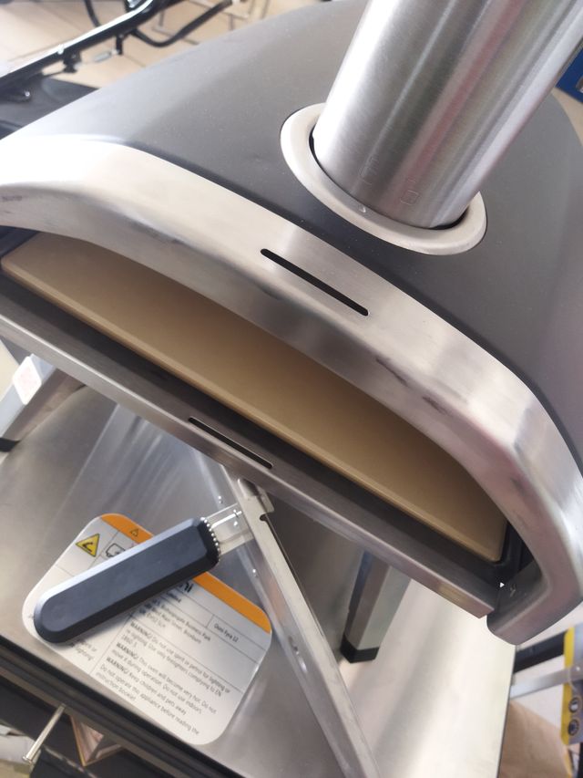 Ooni Fyra FORNO PORTATILE A PELLET