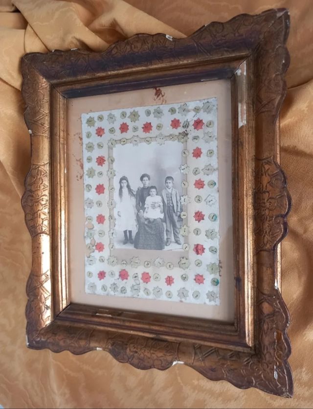 Antiguo marco XIX pan oro fotografía